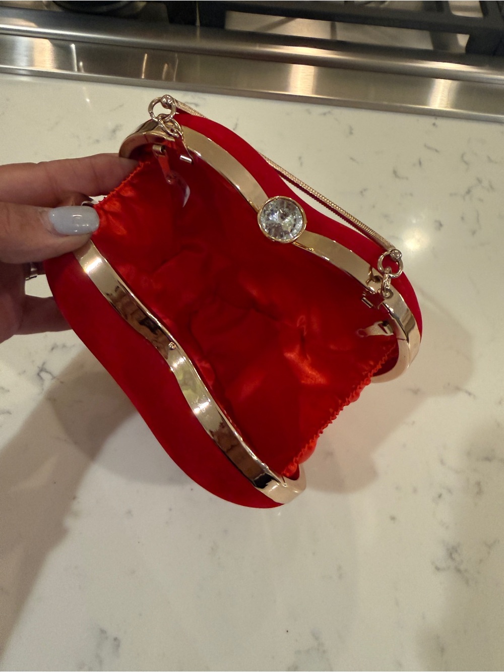 Red Velvet Heart Shaped Evening Bag Gold Tone Rhinestone Clutch - Picture 8 of 13